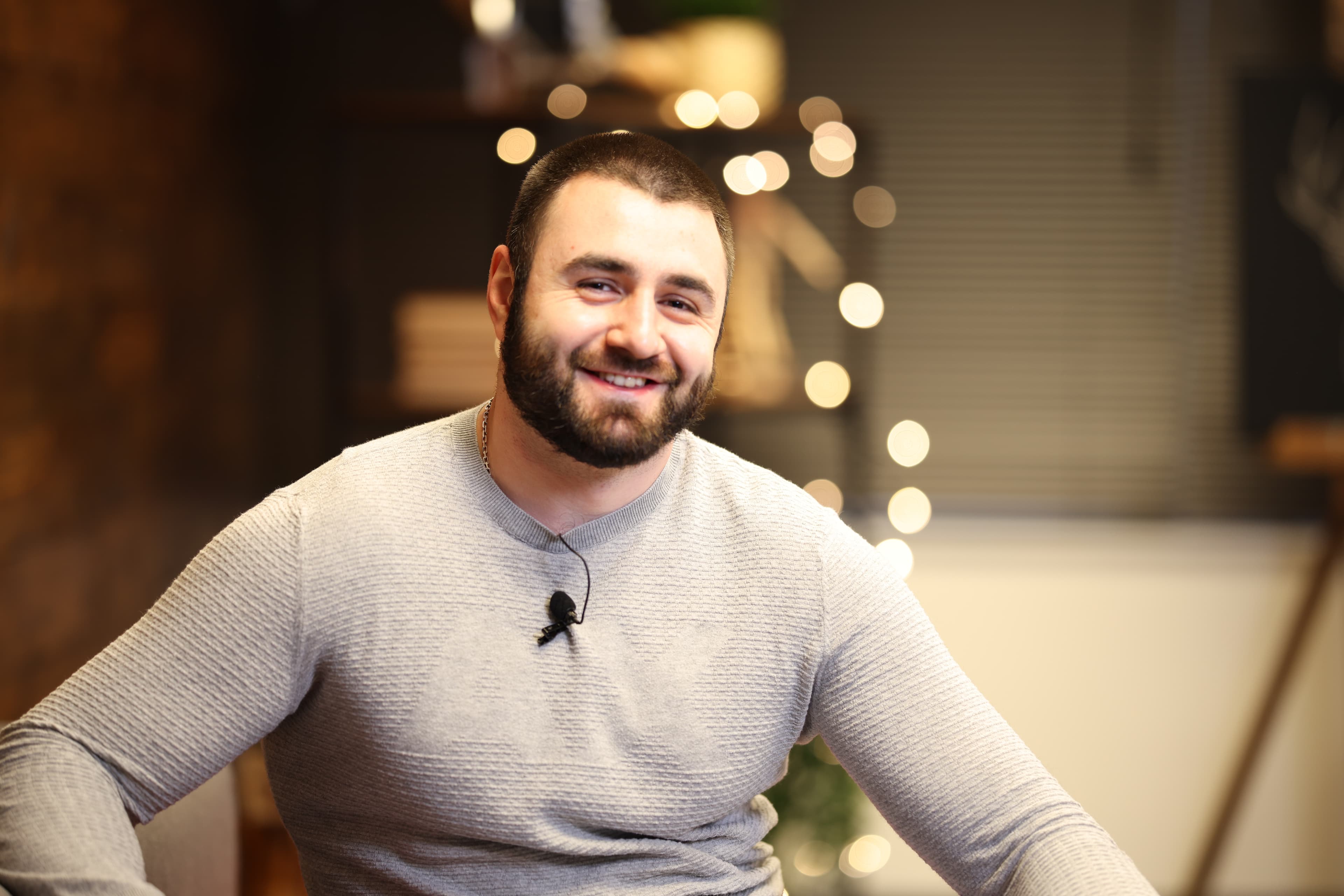 Why One Graduate Spends His Vacations Helping New Students