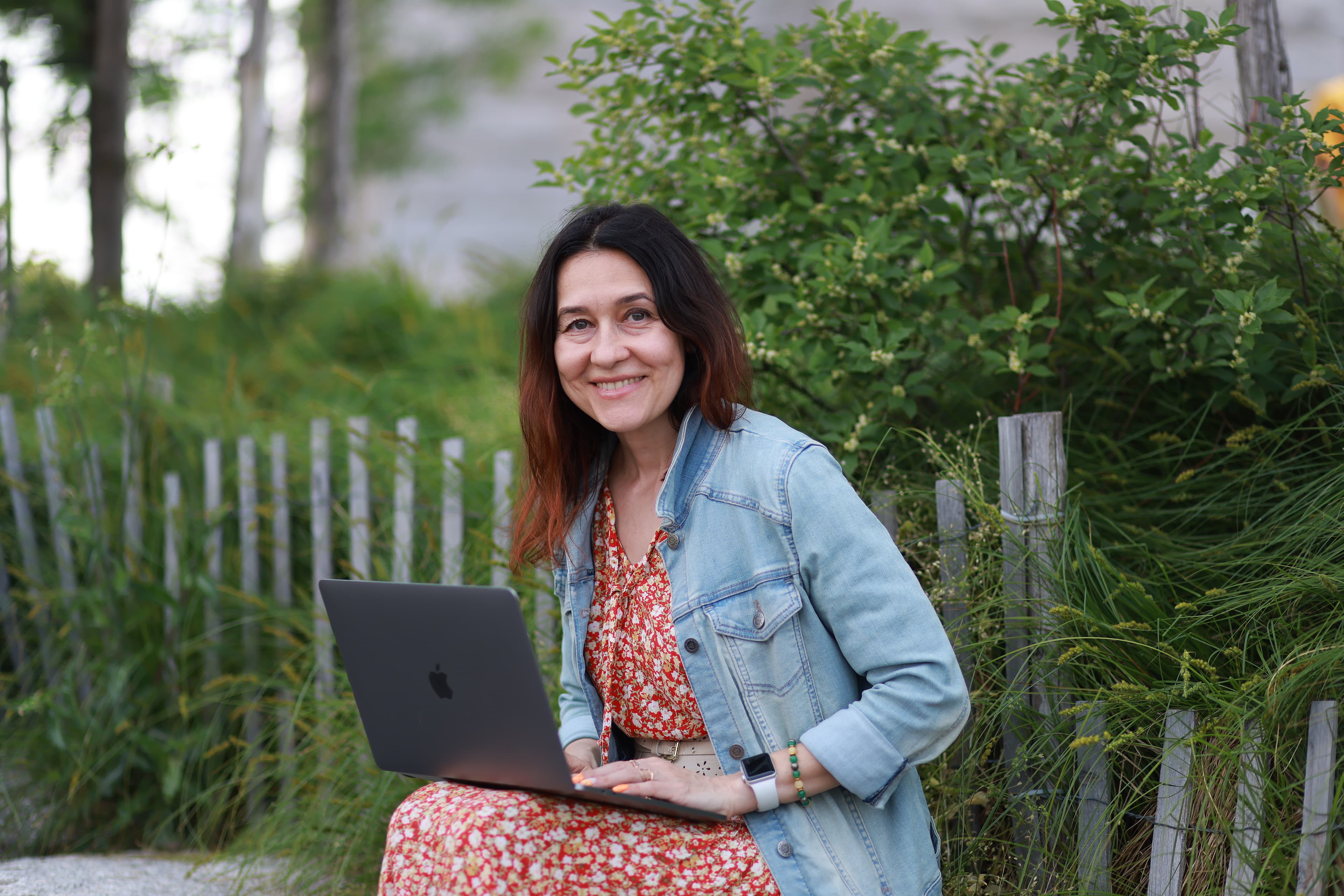 She Told Her Kids 'Mommy Goes to the Moon' — Then Started Over in Tech