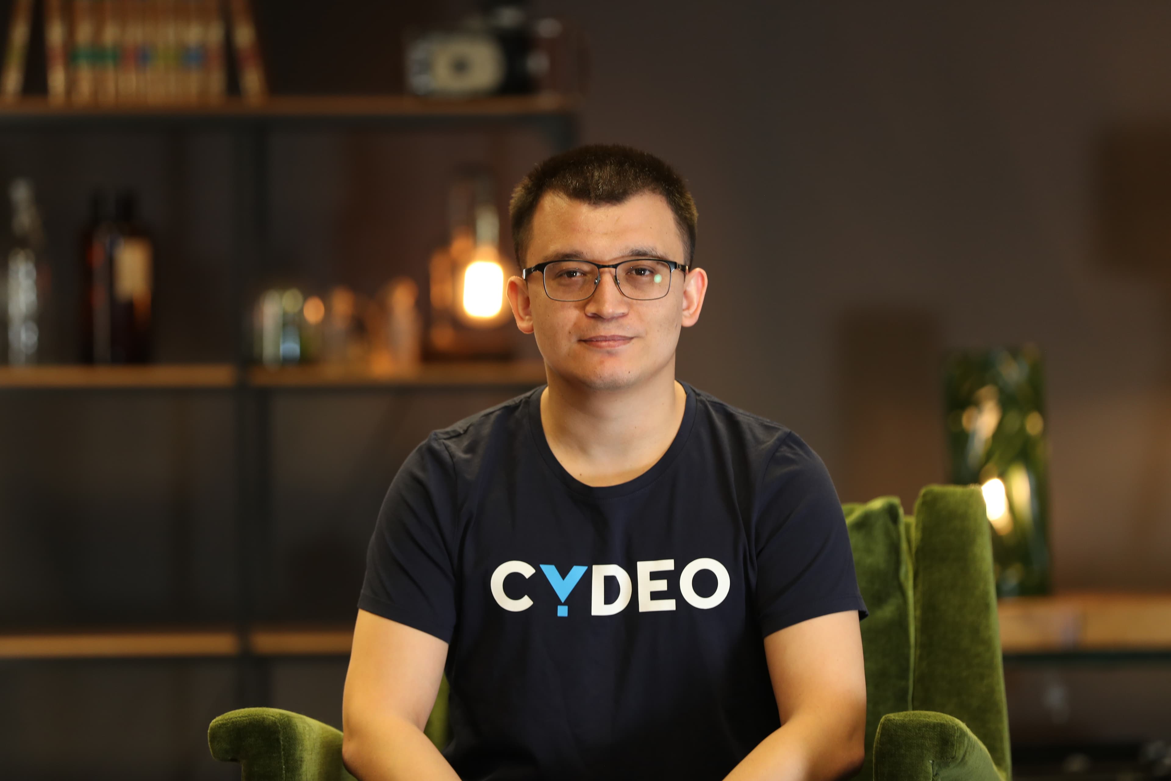 Muzong, Playwright Instructor